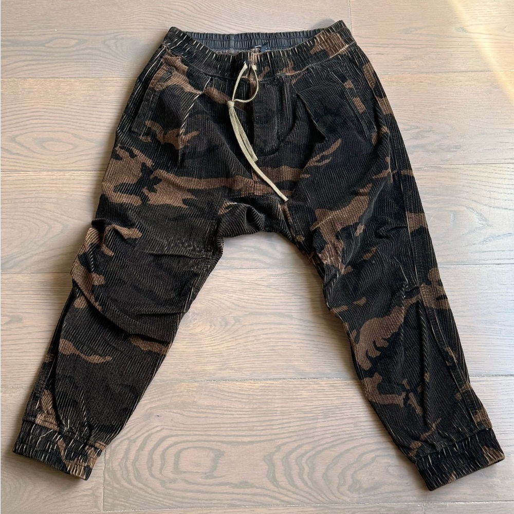 Harem R13 Camo Pants